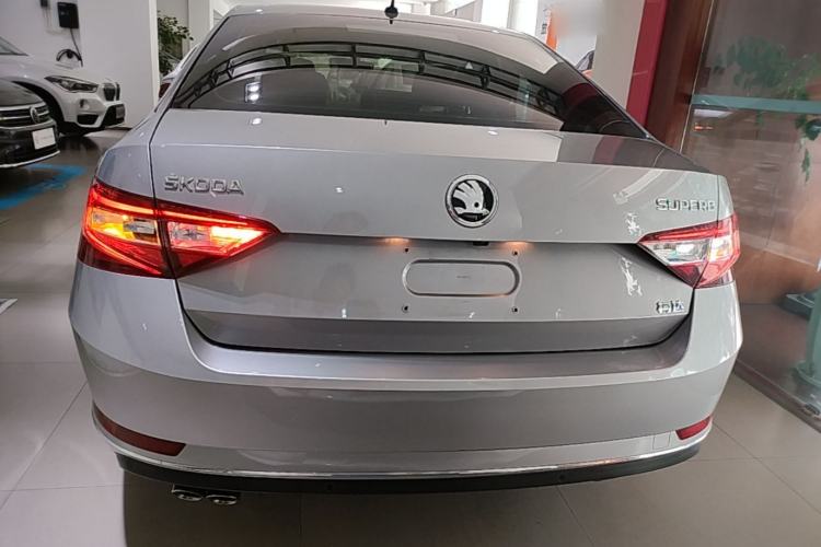 Used Skoda Superb 2018 TSI280 DSG Comfort Edition China V Standard Rear