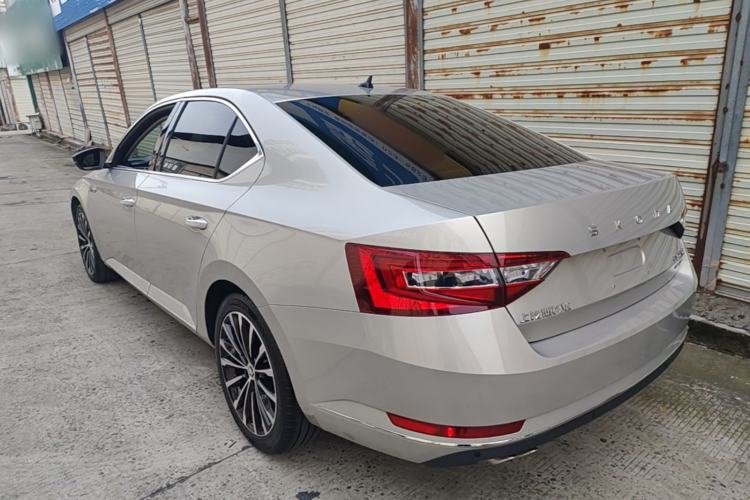 Used Skoda Superb 2018 TSI330 DSG Comfort Edition China V Standard Rear Left 45 Deg