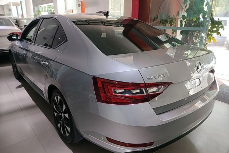 Used Skoda Superb 2018 TSI280 DSG Comfort Edition China V Standard Rear Left 45 Deg