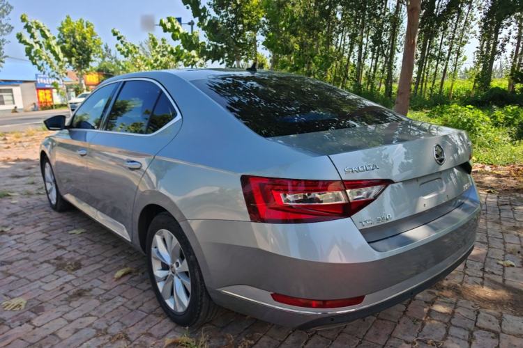 Used Skoda Superb 2018 TSI330 DSG Comfort Edition China VI Standard Rear Left 45 Deg