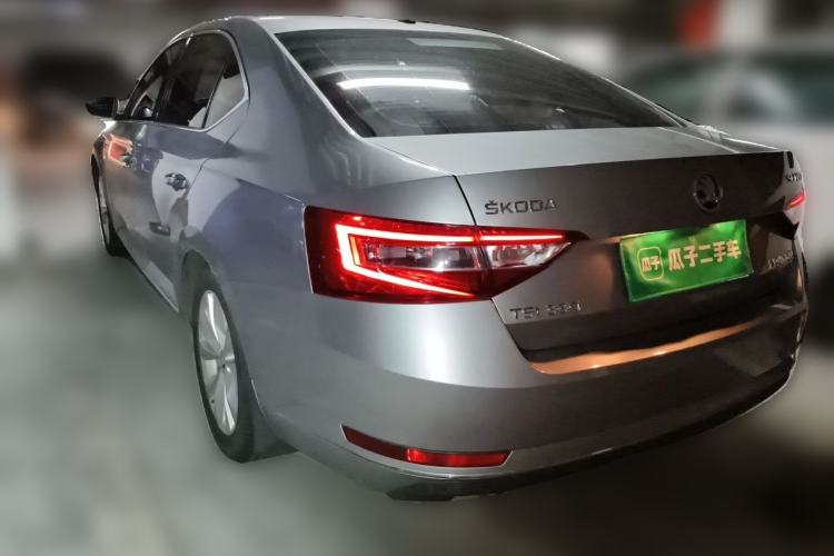 Used Skoda Superb 2018 TSI330 DSG Comfort Edition China V Standard Rear Left 45 Deg