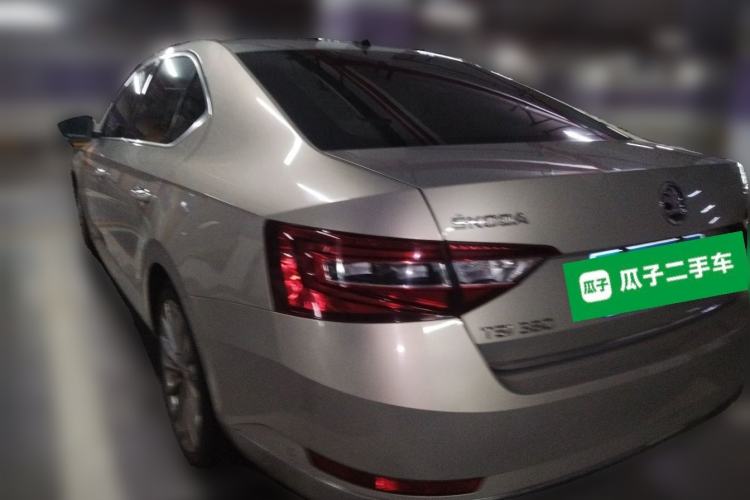 Used Skoda Superb 2018 TSI380 DSG Flagship Edition China V Standard Rear Left 45 Deg