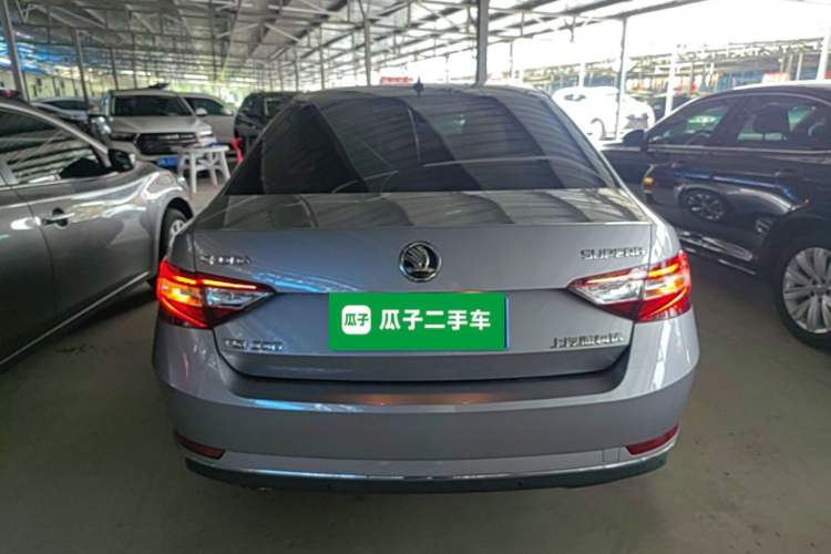 Used Skoda Superb 2018 TSI330 DSG Comfort Edition China V Standard Rear