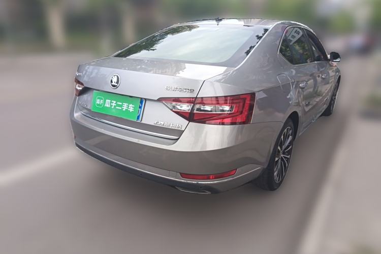 Used Skoda Superb 2018 TSI330 DSG Luxury Edition China V Standard Rear Right 45 Deg