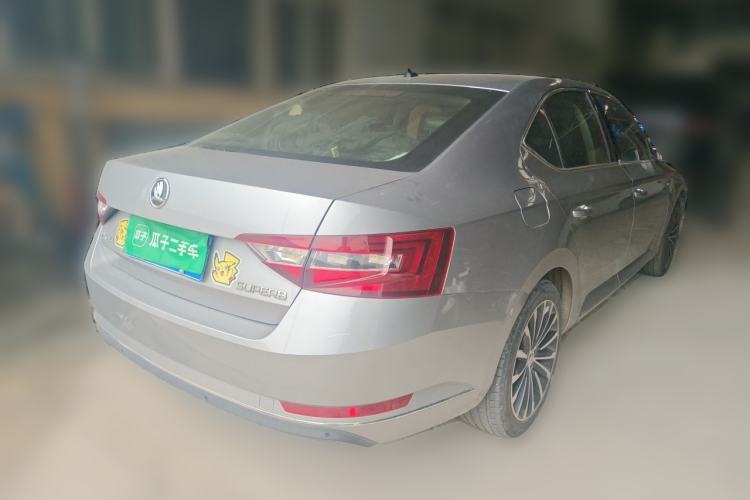 Used Skoda Superb 2018 TSI280 DSG Comfort Edition China V Standard Rear Right 45 Deg