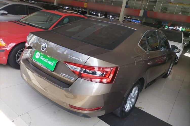 Used Skoda Superb 2018 TSI280 Manual Standard Edition China V Standards Rear Right 45 Deg