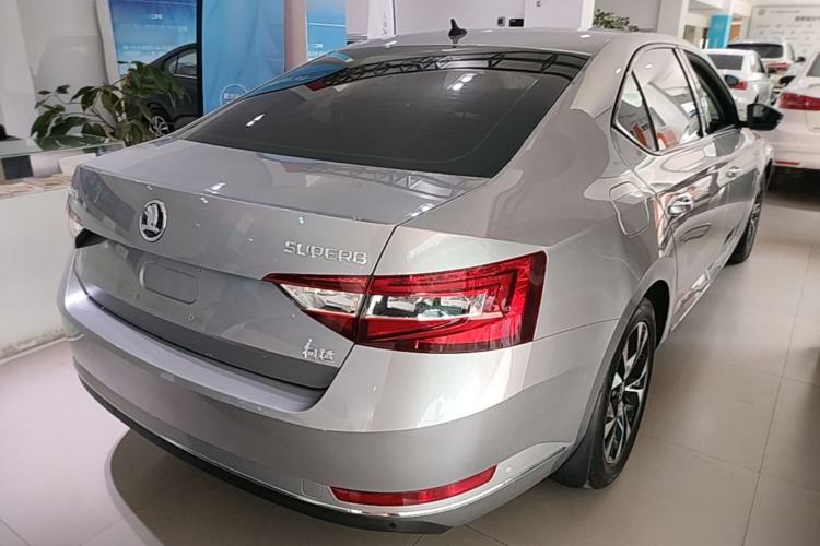 Used Skoda Superb 2018 TSI280 DSG Comfort Edition China V Standard Rear Right 45 Deg