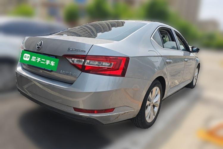 Used Skoda Superb 2018 TSI330 DSG Comfort Edition China V Standard Rear Right 45 Deg
