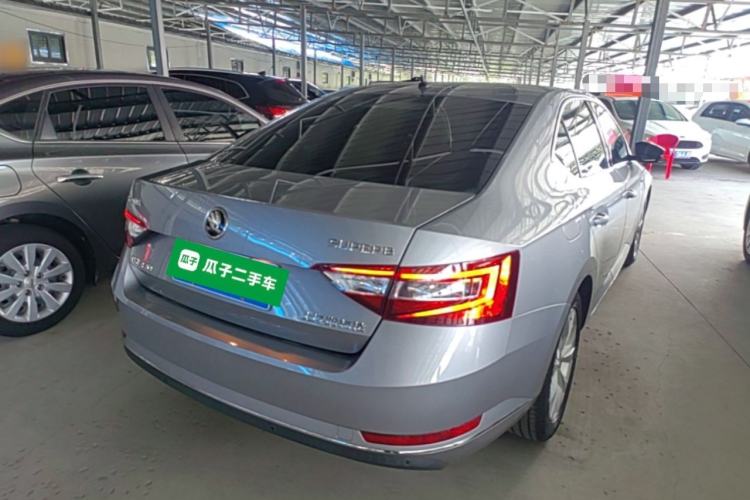 Used Skoda Superb 2018 TSI330 DSG Comfort Edition China V Standard Rear Right 45 Deg