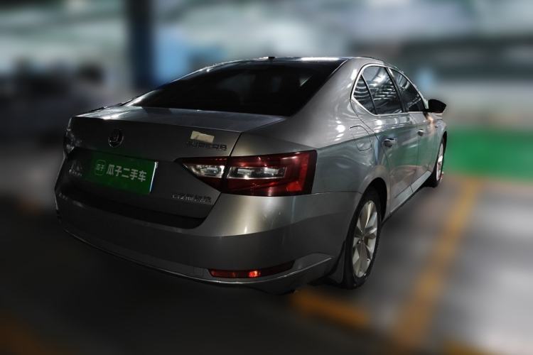 Used Skoda Superb 2018 TSI330 DSG Comfort Edition China V Standard Rear Right 45 Deg