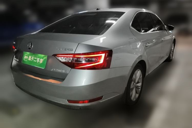 Used Skoda Superb 2018 TSI330 DSG Comfort Edition China V Standard Rear Right 45 Deg