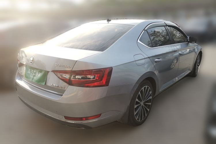 Used Skoda Superb 2018 TSI330 DSG Luxury Edition China V Standard Rear Right 45 Deg