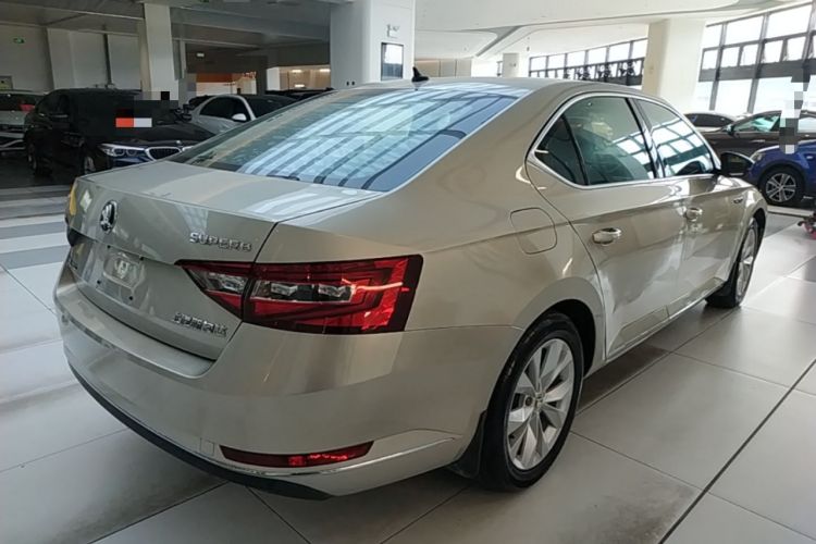 Used Skoda Superb 2018 TSI280 DSG Comfort Edition China V Standard Rear Right 45 Deg