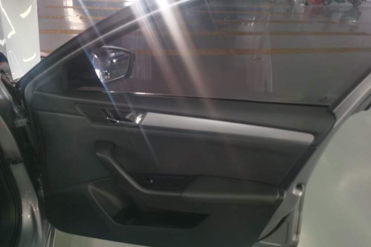 Used Skoda Superb 2018 TSI280 DSG Comfort Edition China V Standard Right Front Door Interior