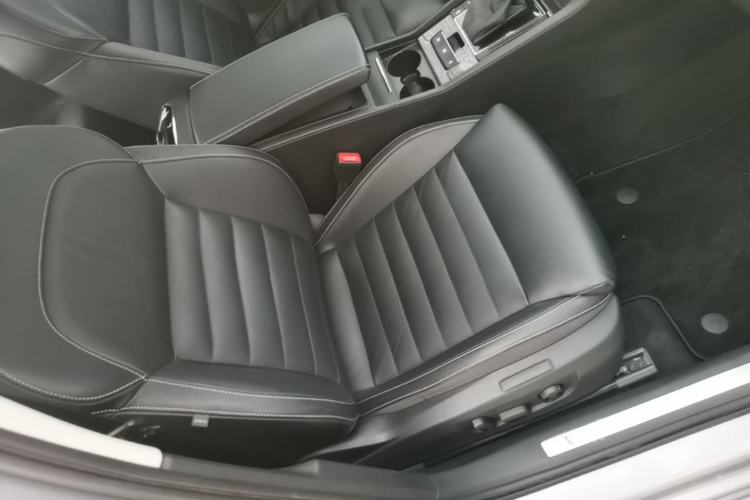 Used Skoda Superb 2018 TSI330 DSG Luxury Edition China V Standard Right Front Seat