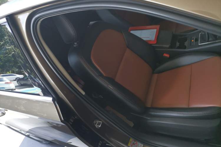 Used Skoda Superb 2018 TSI280 Manual Standard Edition China V Standards Right Front Seat