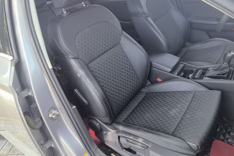 Used Skoda Superb 2018 TSI330 DSG Comfort Edition China V Standard Right Front Seat