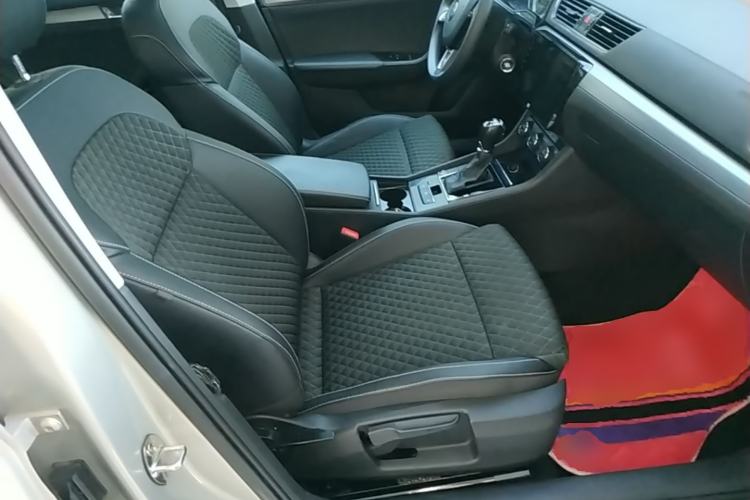 Used Skoda Superb 2018 TSI280 DSG Comfort Edition China V Standard Right Front Seat