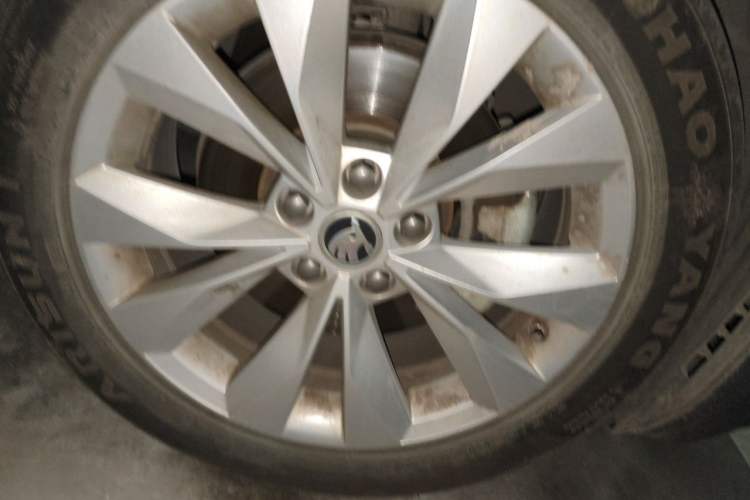Used Skoda Superb 2018 TSI280 DSG Comfort Edition China V Standard Right Front Wheel Hub