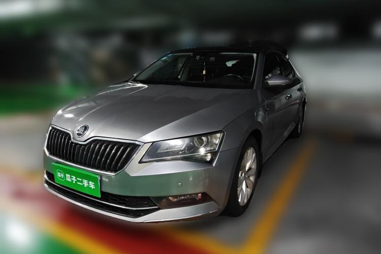 Used Skoda Superb 2018 TSI330 DSG Comfort Edition China V Standard Guazi used car, China used car export, Used car for sale, Used cars, Cheapest cars for sale