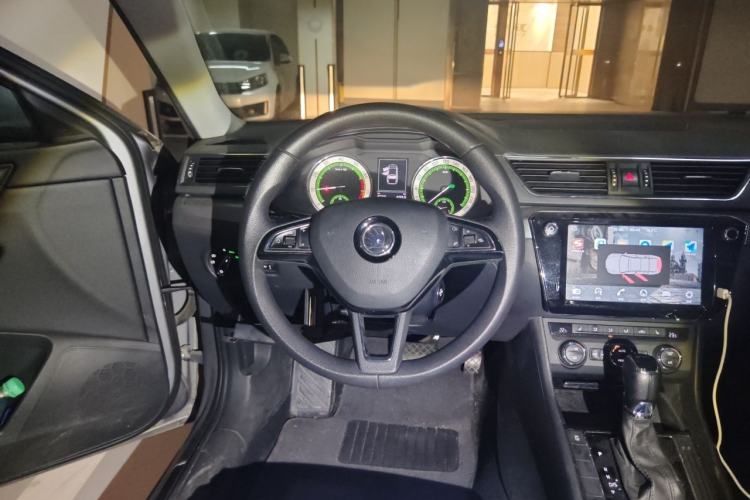 Used Skoda Superb 2018 TSI280 DSG Comfort Edition China V Standard Steering Wheel