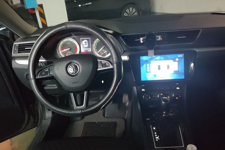 Used Skoda Superb 2018 TSI280 DSG Comfort Edition China V Standard Steering Wheel