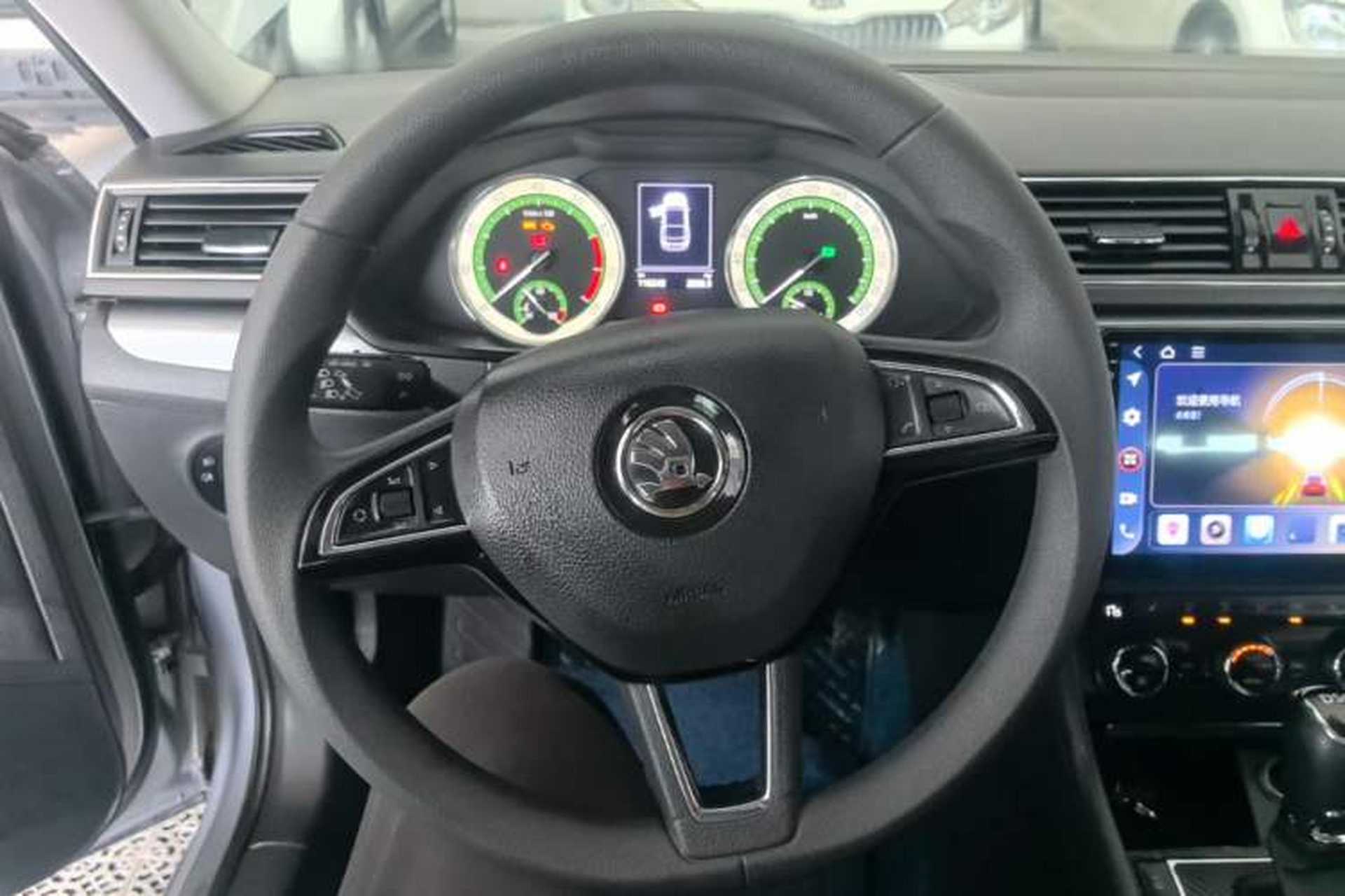 Used Skoda Superb 2018 TSI280 DSG Comfort Edition China V Standard Steering Wheel
