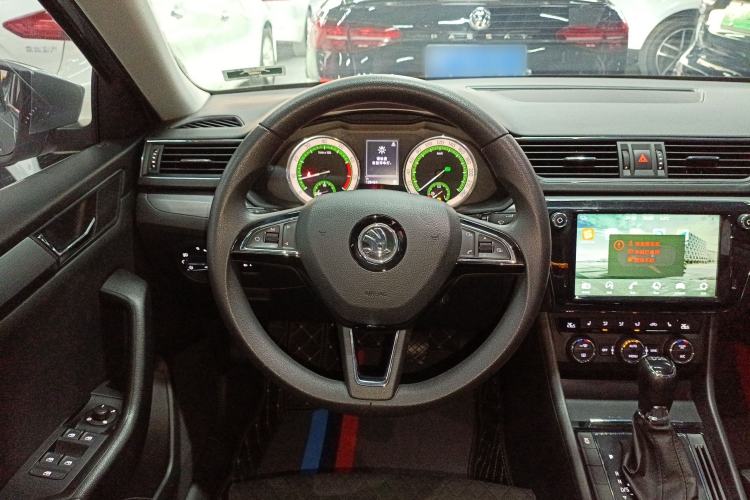 Used Skoda Superb 2018 TSI330 DSG Comfort Edition China V Standard Steering Wheel