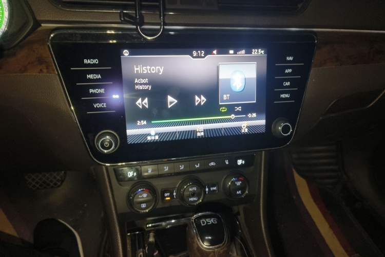 Used Skoda Superb 2018 TSI380 DSG Flagship Edition China V Standard Audio And AC Panel