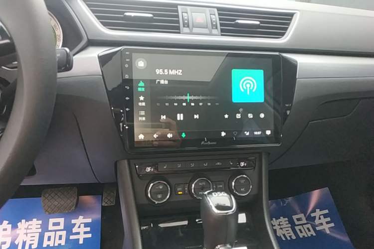 Used Skoda Superb 2018 TSI330 DSG Comfort Edition China V Standard Audio And AC Panel