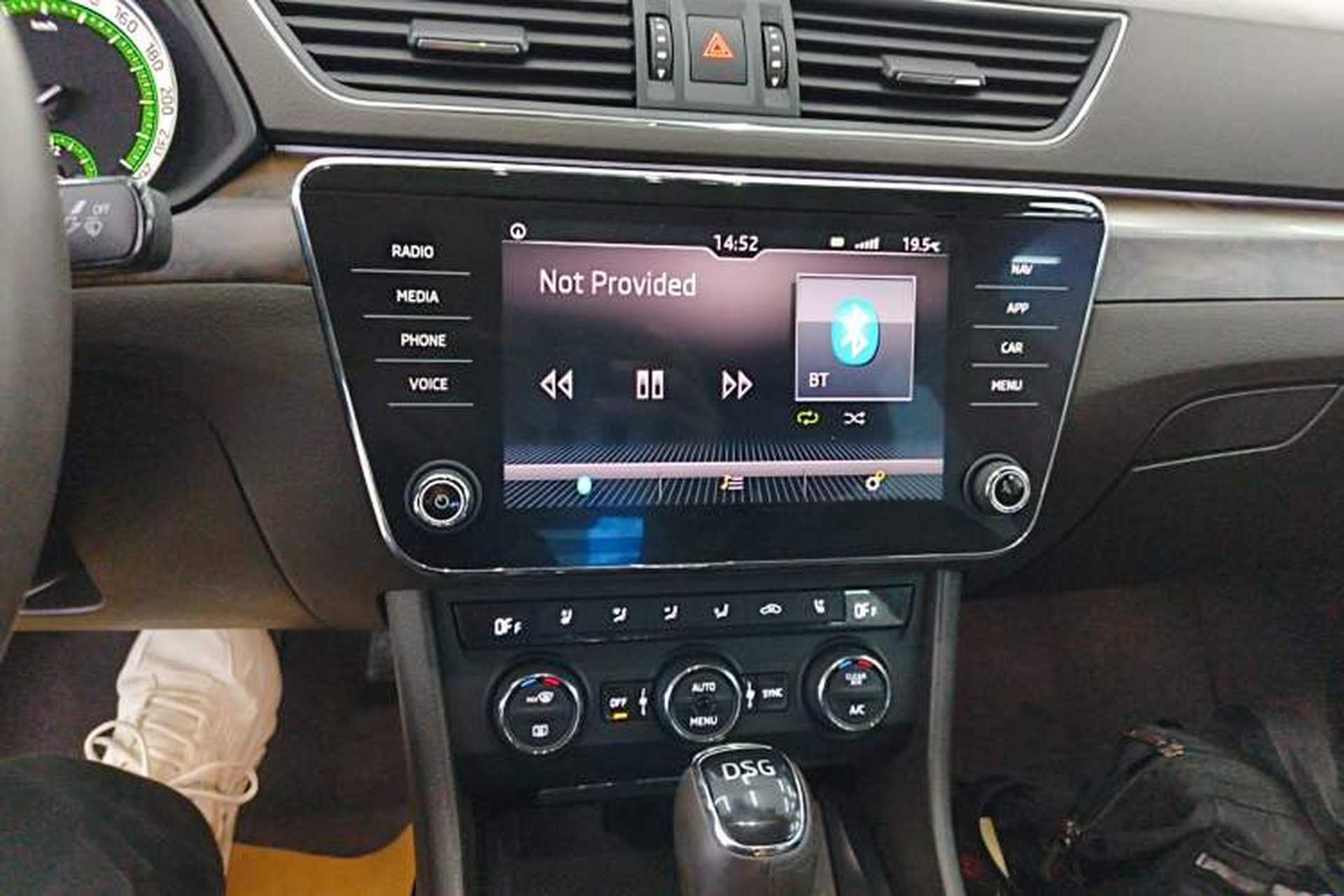 Used Skoda Superb 2018 TSI380 DSG Flagship Edition China V Standard Audio And AC Panel