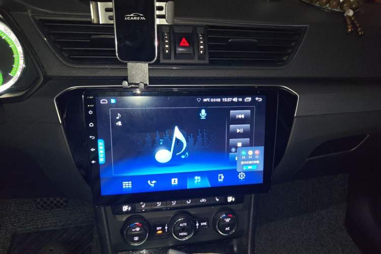 Used Skoda Superb 2018 TSI280 DSG Comfort Edition China V Standard Audio And AC Panel