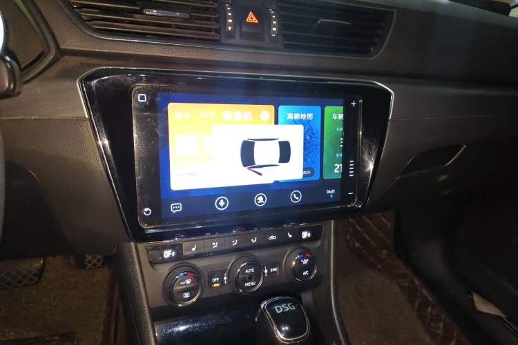 Used Skoda Superb 2018 TSI280 DSG Comfort Edition China V Standard Audio And AC Panel