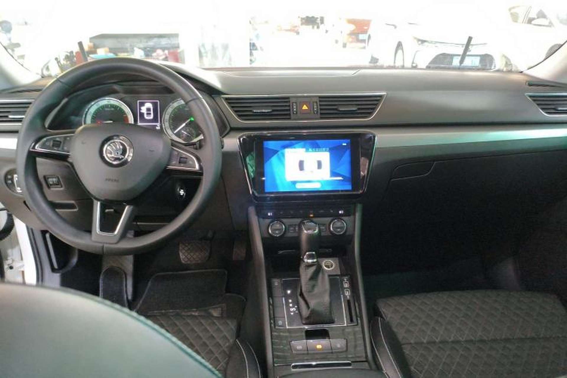 Used Skoda Superb 2018 TSI330 DSG Comfort Edition China V Standard Center Console