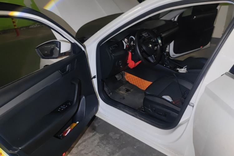 Used Skoda Superb 2018 TSI330 DSG Comfort Edition China V Standard Driver Seat