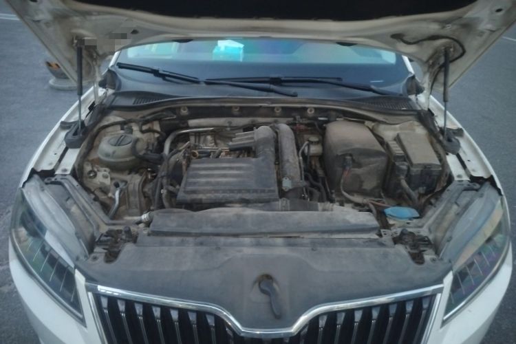 Used Skoda Superb 2018 TSI280 DSG Comfort Edition China V Standard Engine Bay