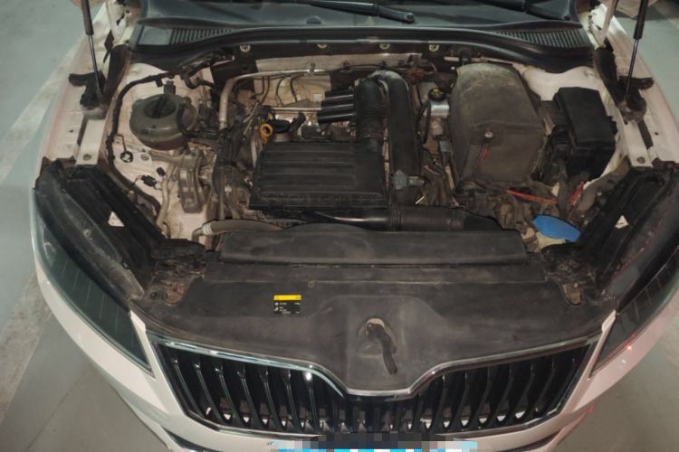 Used Skoda Superb 2018 TSI280 DSG Comfort Edition China V Standard Engine Bay