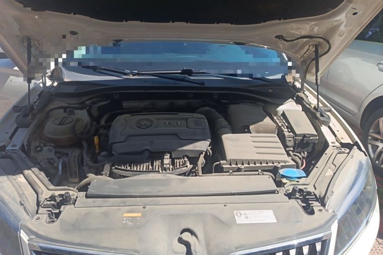 Used Skoda Superb 2018 TSI330 DSG Comfort Edition China V Standard Engine Bay