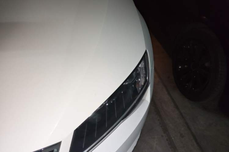 Used Skoda Superb 2018 TSI330 DSG Comfort Edition China V Standard Engine Bay Left