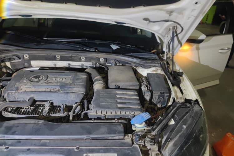 Used Skoda Superb 2018 TSI330 DSG Comfort Edition China V Standard Engine Bay Left