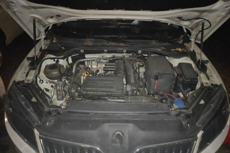 Used Skoda Superb 2018 TSI280 DSG Comfort Edition China V Standard Engine Bay