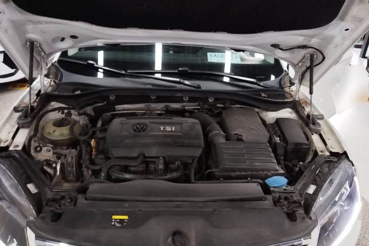 Used Skoda Superb 2018 TSI330 DSG Comfort Edition China V Standard Engine Bay