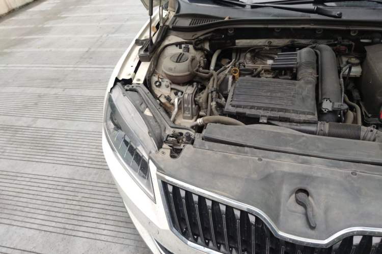 Used Skoda Superb 2018 TSI280 DSG Comfort Edition China V Standard Engine Bay Right