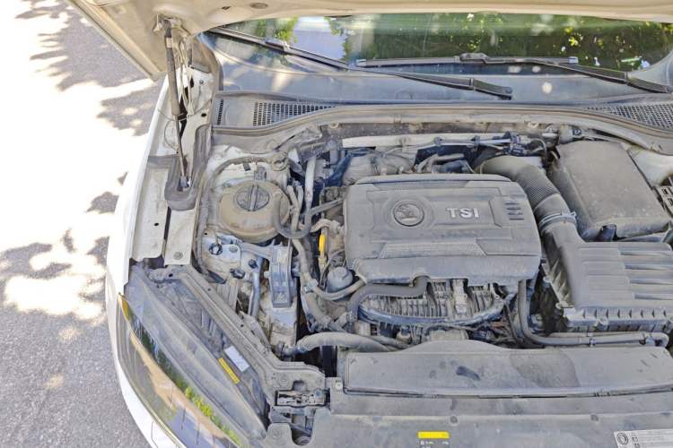 Used Skoda Superb 2018 TSI330 DSG Luxury Edition China V Standard Engine Bay Right