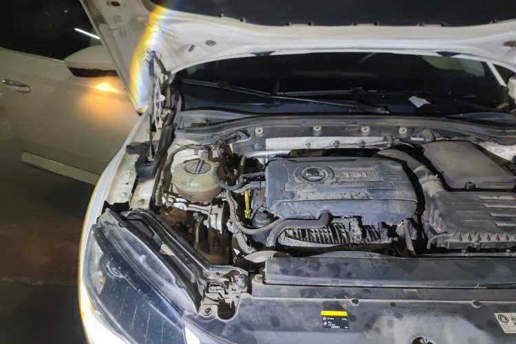Used Skoda Superb 2018 TSI330 DSG Comfort Edition China V Standard Engine Bay Right