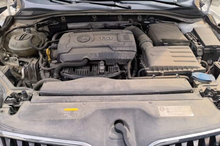 Used Skoda Superb 2018 TSI330 DSG Comfort Edition China V Standard Engine Bay
