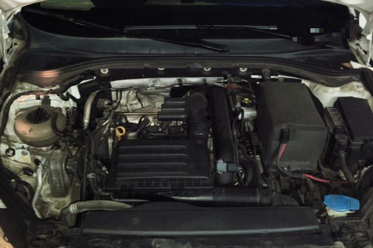 Used Skoda Superb 2018 TSI280 DSG Comfort Edition China V Standard Engine Bay