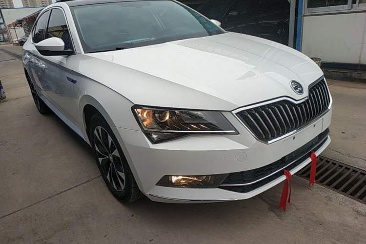 Used Skoda Superb 2018 TSI330 DSG Comfort Edition China V Standard Exterior 1