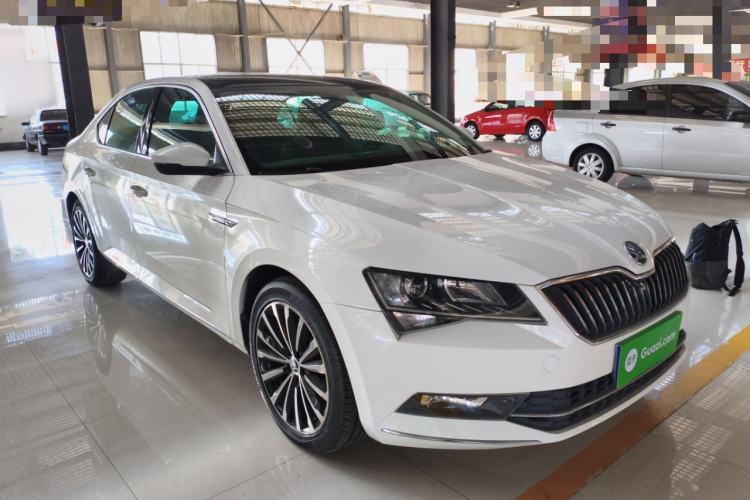 Used Skoda Superb 2018 TSI330 DSG Comfort Edition China V Standard Exterior 1