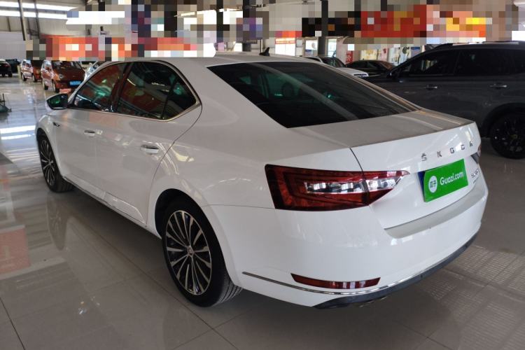 Used Skoda Superb 2018 TSI330 DSG Comfort Edition China V Standard Exterior 2